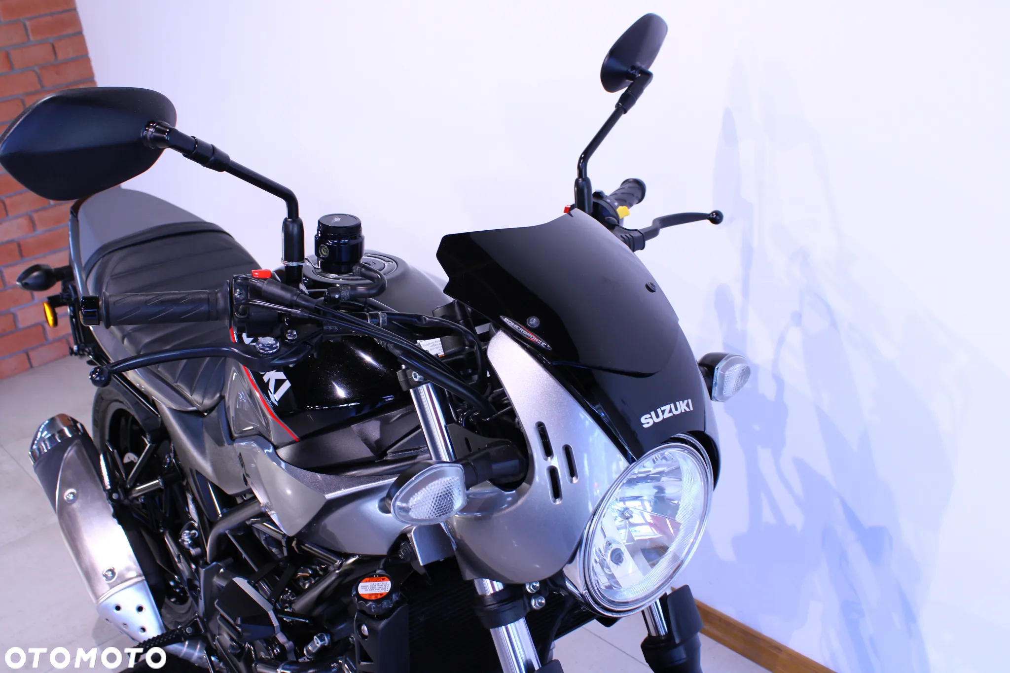 Suzuki SV - 13