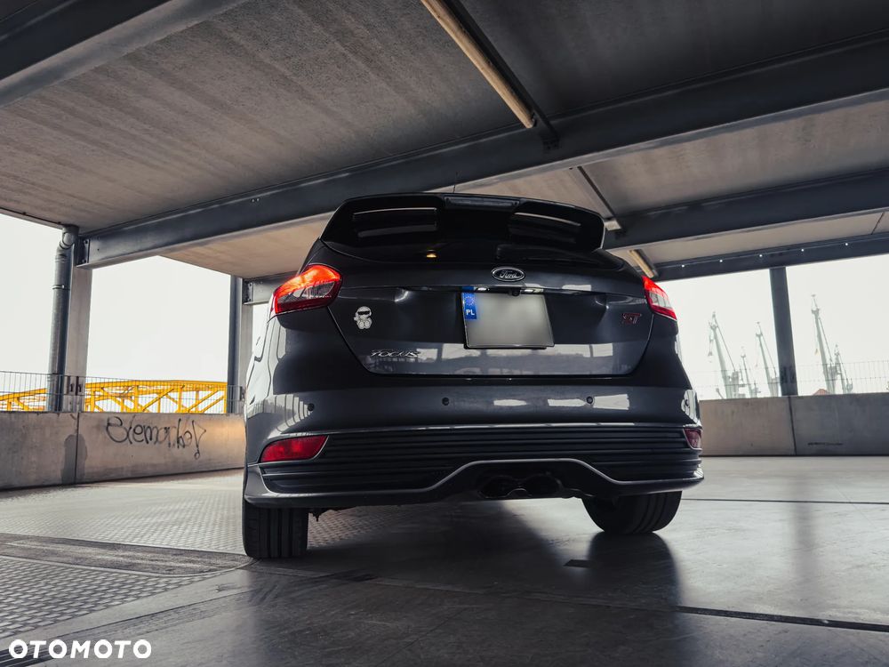 Ford Focus 2.0 EcoBoost ST - 6