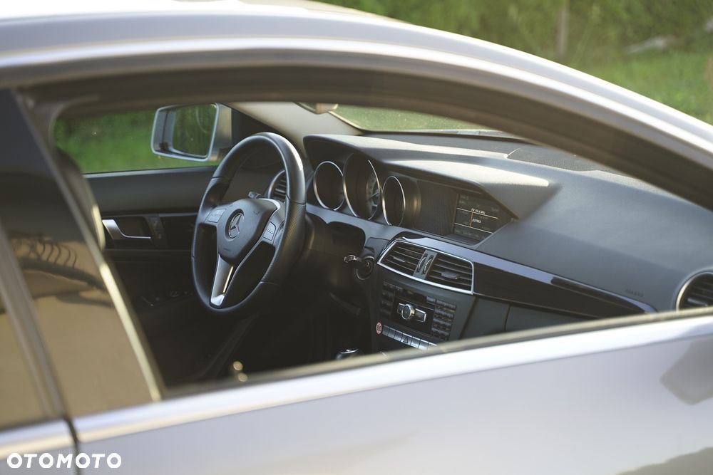 Mercedes-Benz Klasa C 180 BlueEFFICIENCY - 6