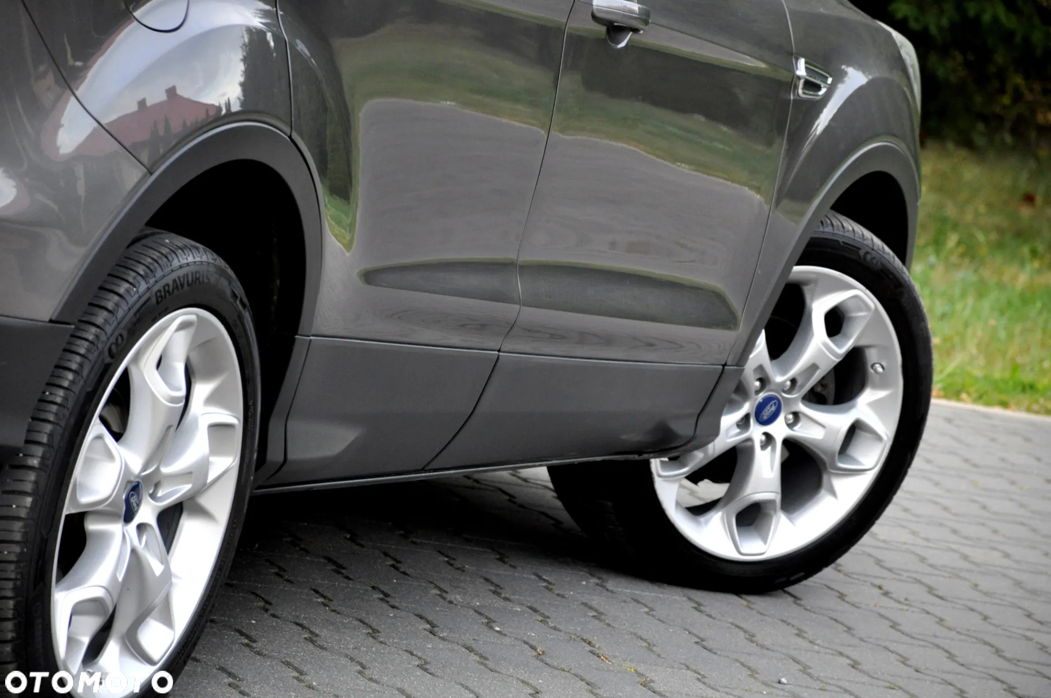 Ford Kuga 1.6 EcoBoost 2x4 Titanium - 21