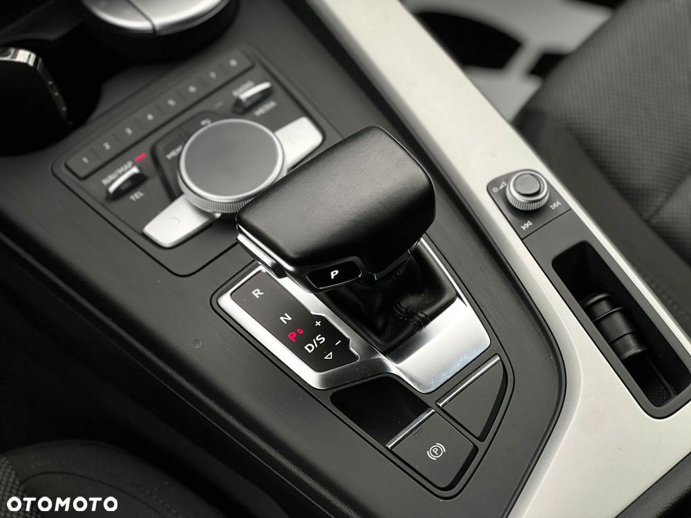 Audi A4 Allroad - 19