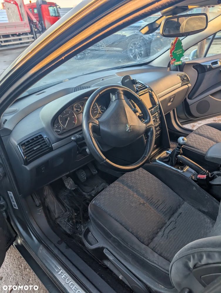 Peugeot 407 2.0 HDi Premium Navtech - 8