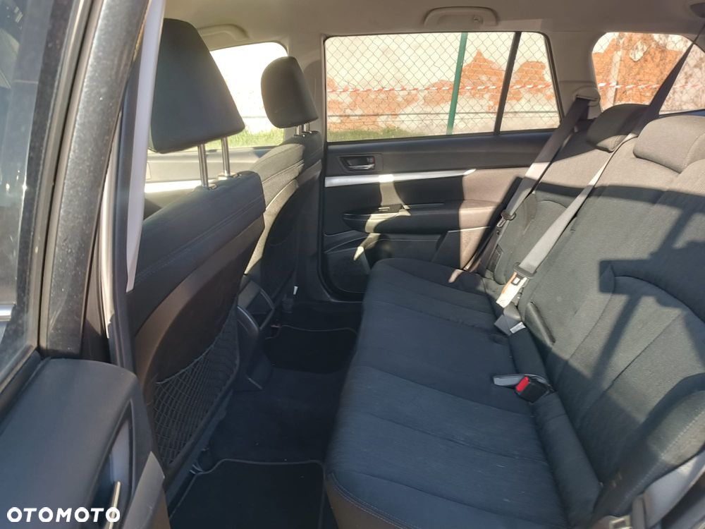 Subaru Legacy 2.0R Active - 13