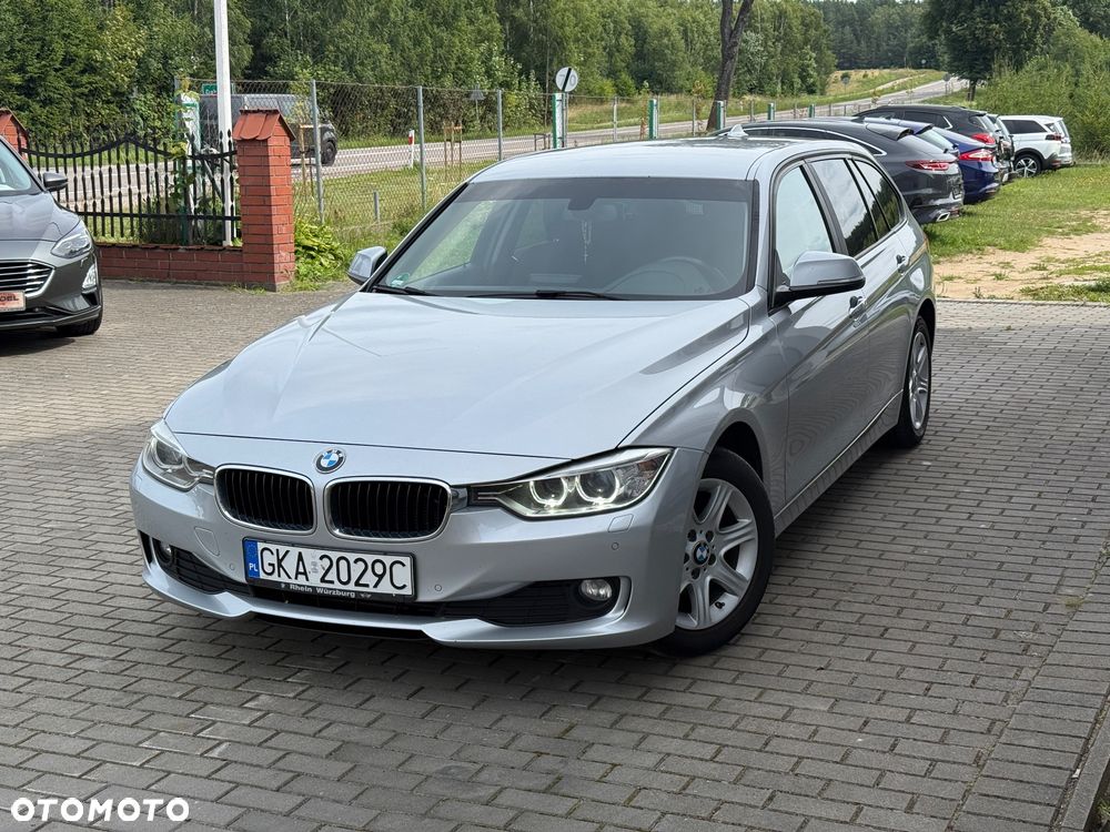 BMW Seria 3 318d Sport Line - 2