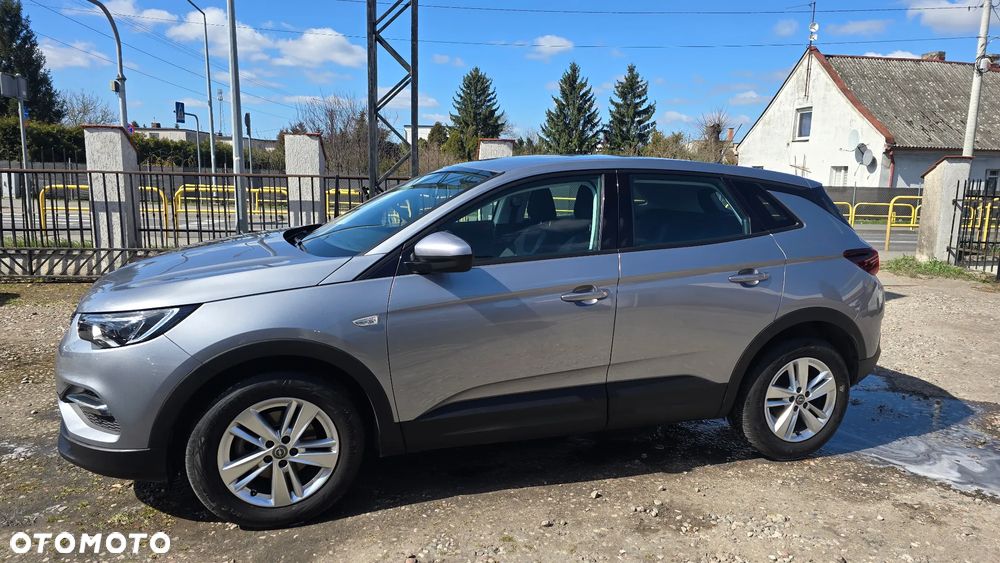 Opel Grandland X 1.2 T Enjoy S&S - 16