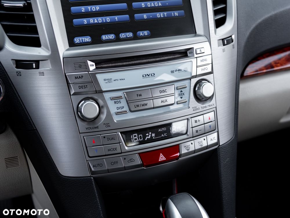 Subaru Outback 3.6 R Exclusive Navi - 32
