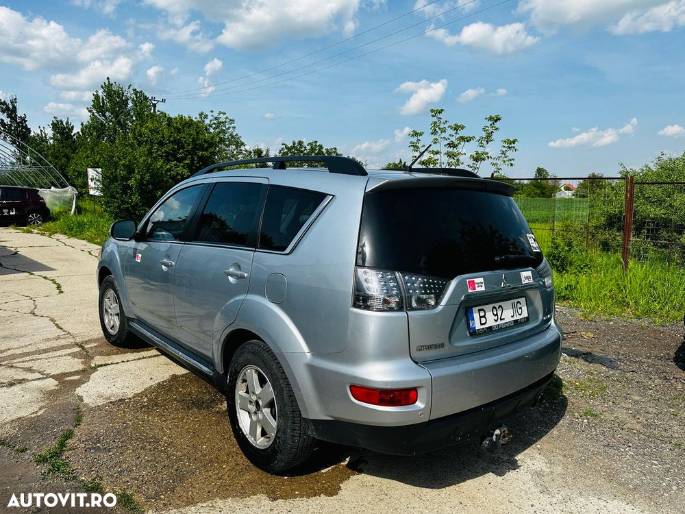 Mitsubishi Outlander 2.2 DI-D 4WD TC-SST Intense+ A06 - 6