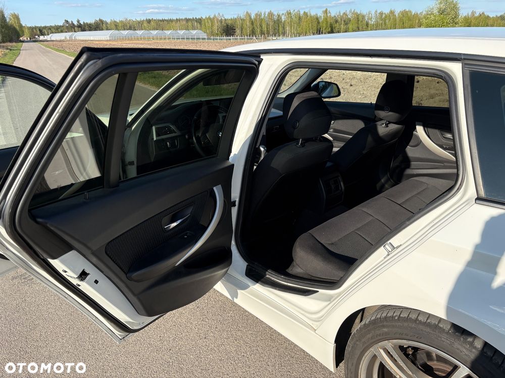 BMW Seria 3 316d - 9