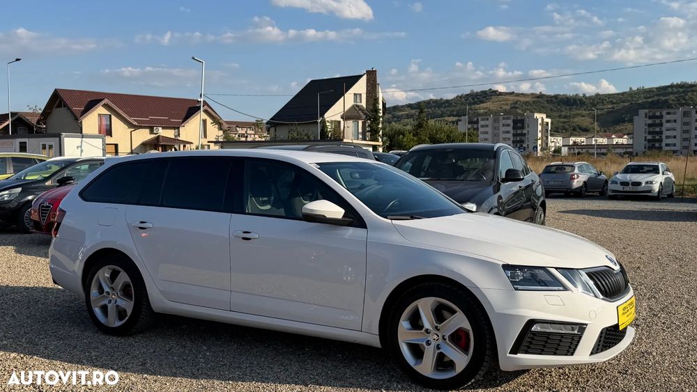 Skoda Octavia 2.0 TDI DSG 4X4 RS - 11