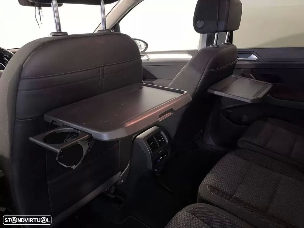 VW Touran 2.0 TDI Confortline - 16
