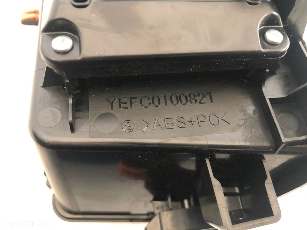 LEXUS RX450H ŁADOWARKA TELEFONU INDUKCYJNA 2017 - 6