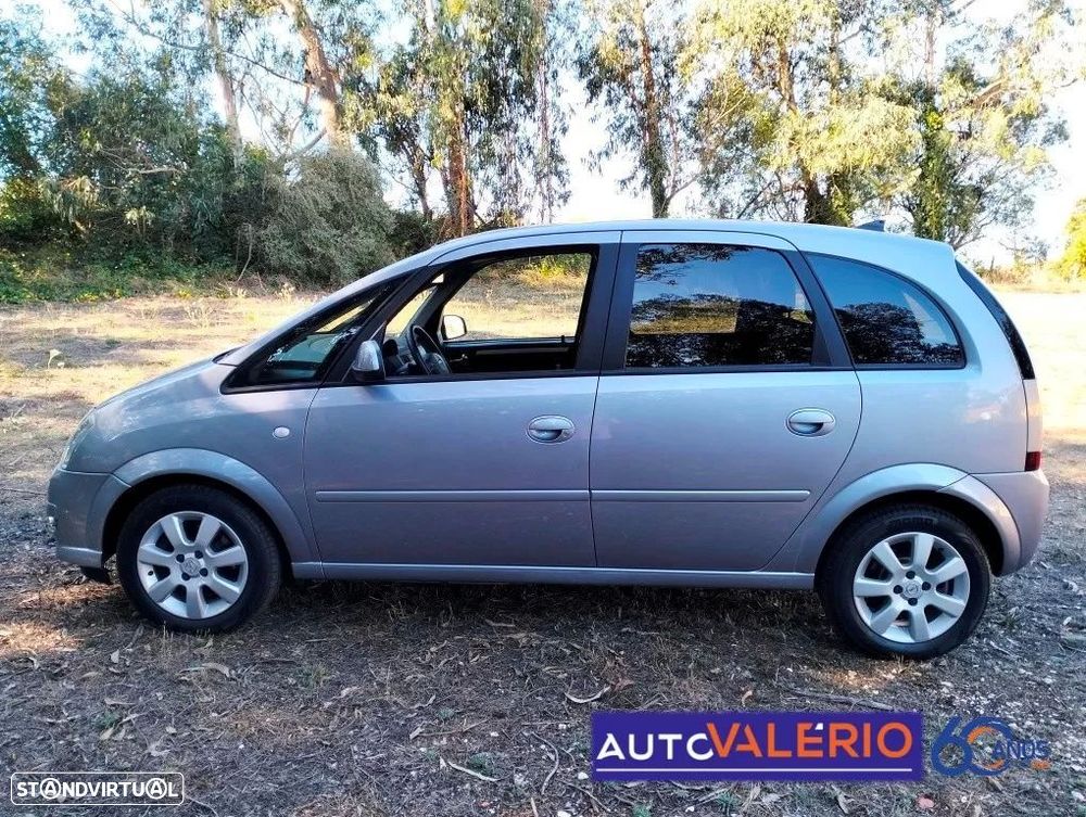 Opel Meriva 1.6 Cosmo Easytronic - 3