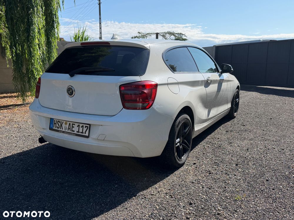 BMW Seria 1 114i - 7