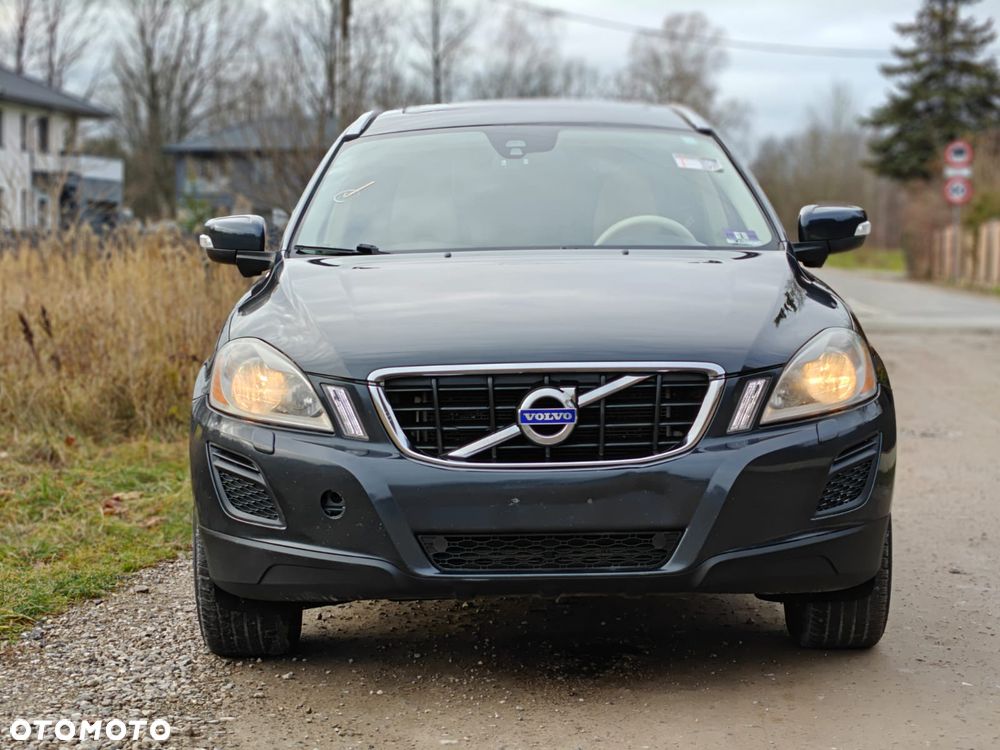 Volvo XC 60 T6 AWD Momentum - 5