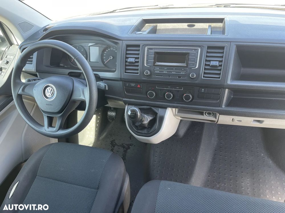 Volkswagen Transporter - 21