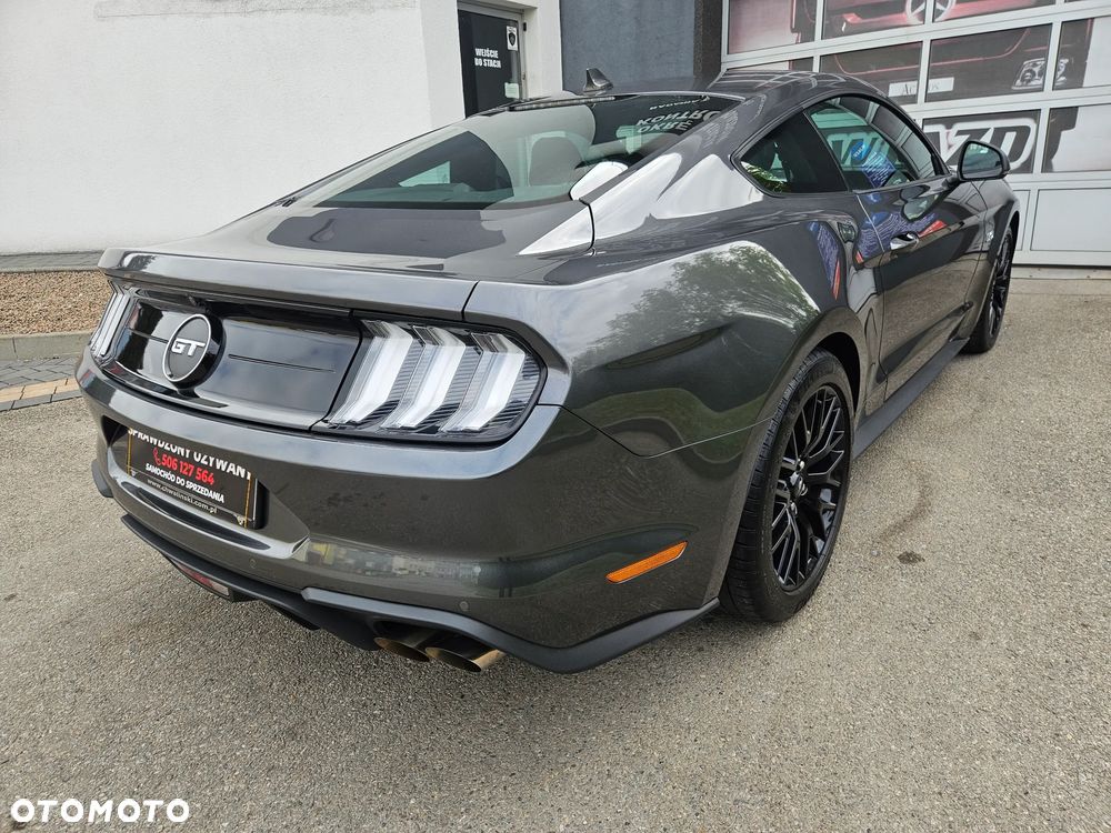 Ford Mustang - 12