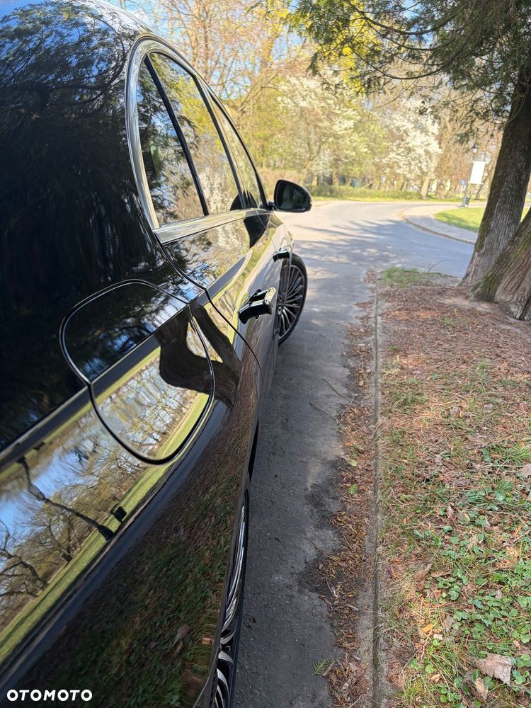 Mercedes-Benz Klasa E 220 d mHEV 4-Matic Exclusive 9G-Tronic - 19