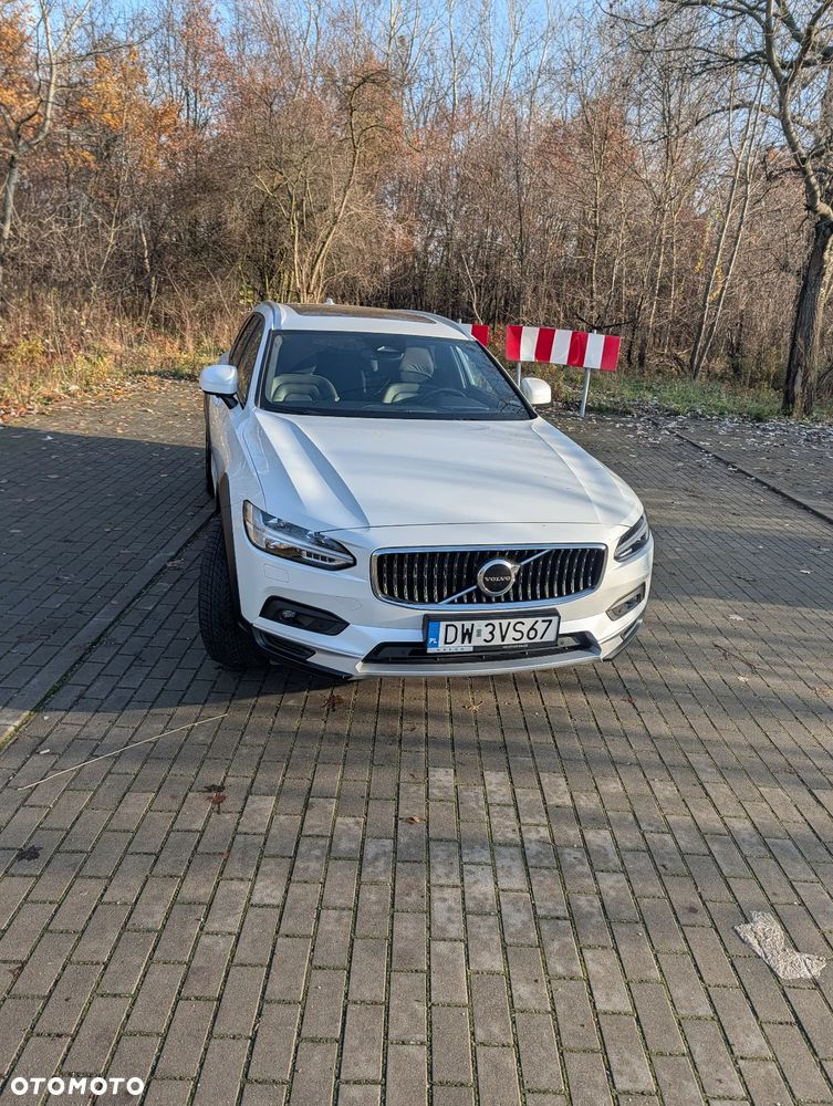 Volvo V90 Cross Country - 6