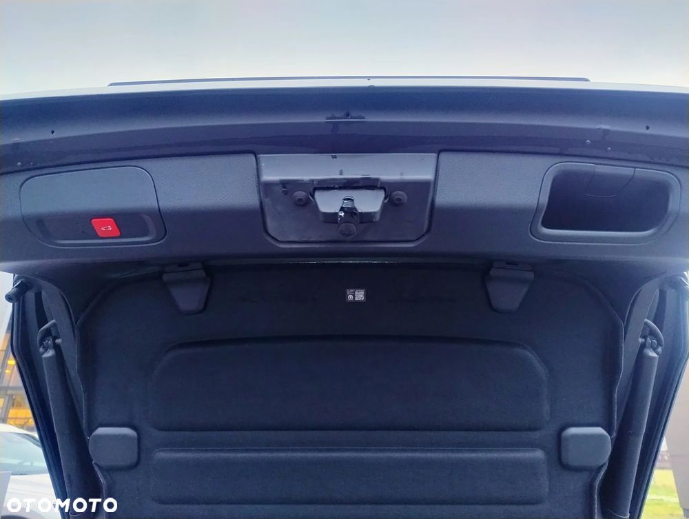 Peugeot 408 1.2 PureTech GT S&S EAT8 - 10