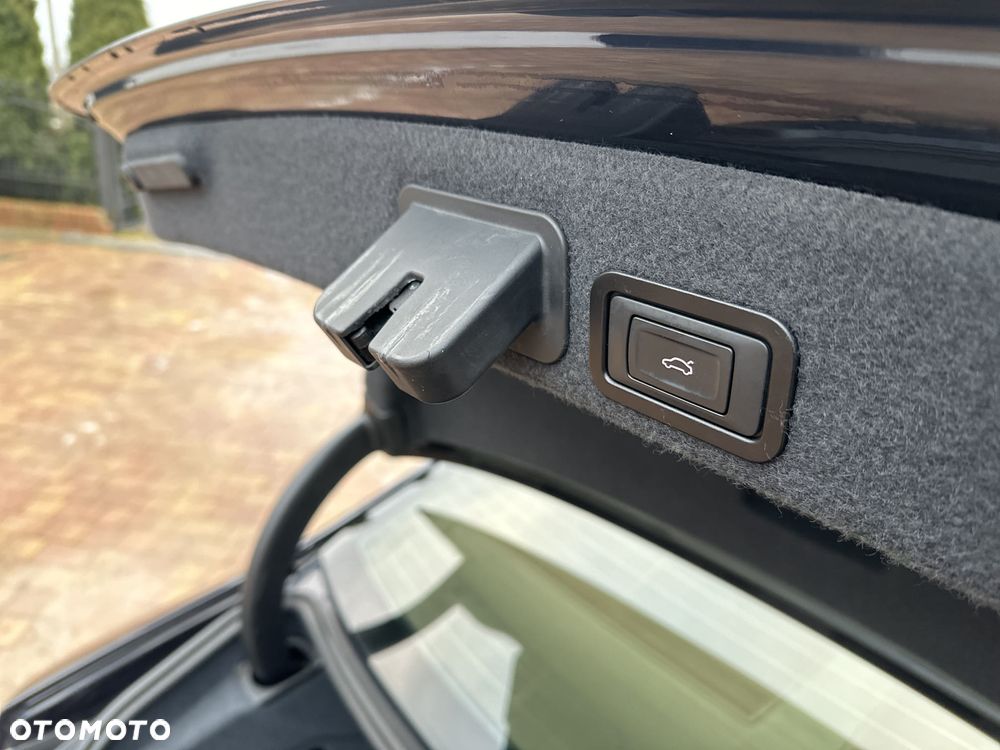 Audi A6 Avant 2.0 TDI DPF multitronic - 14