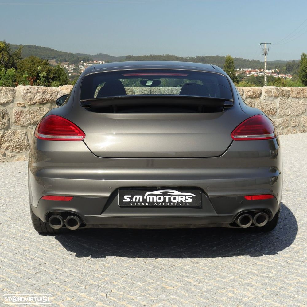 Porsche Panamera 3.0 V6 - 7