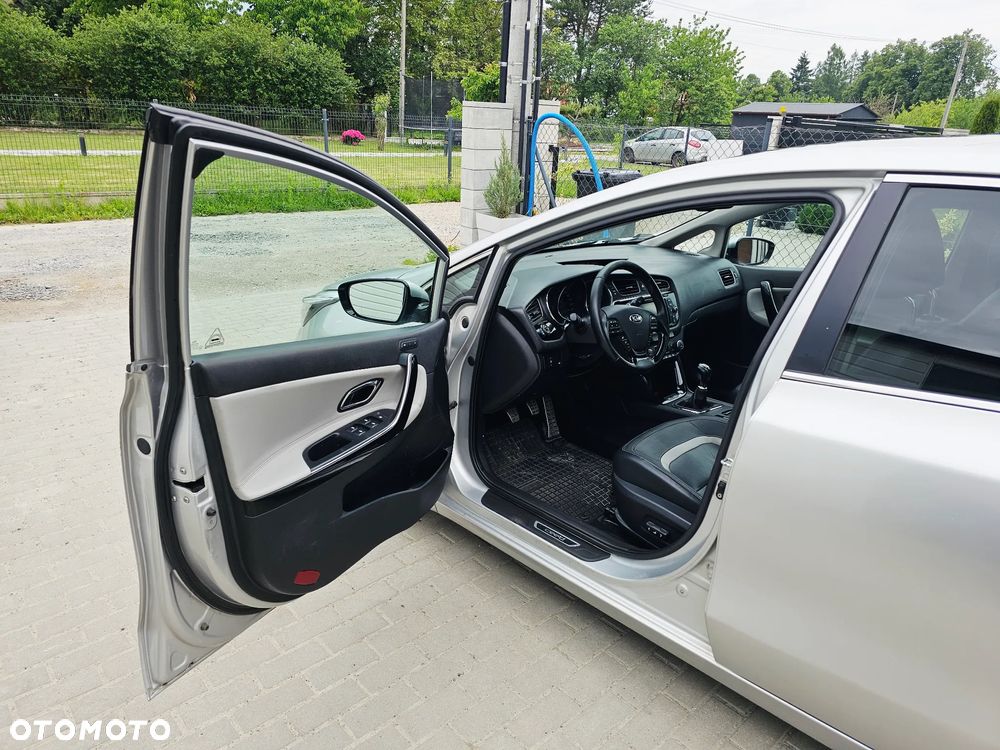 Kia Ceed 1.6 CRDi Business Line - 11