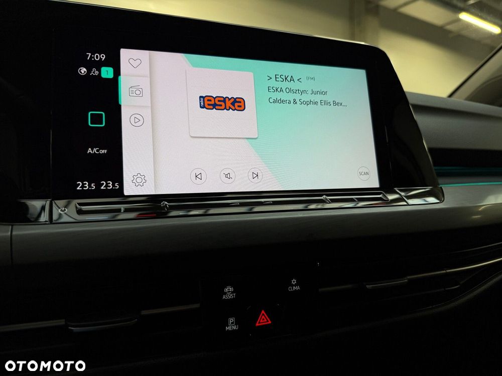 Volkswagen Golf - 32