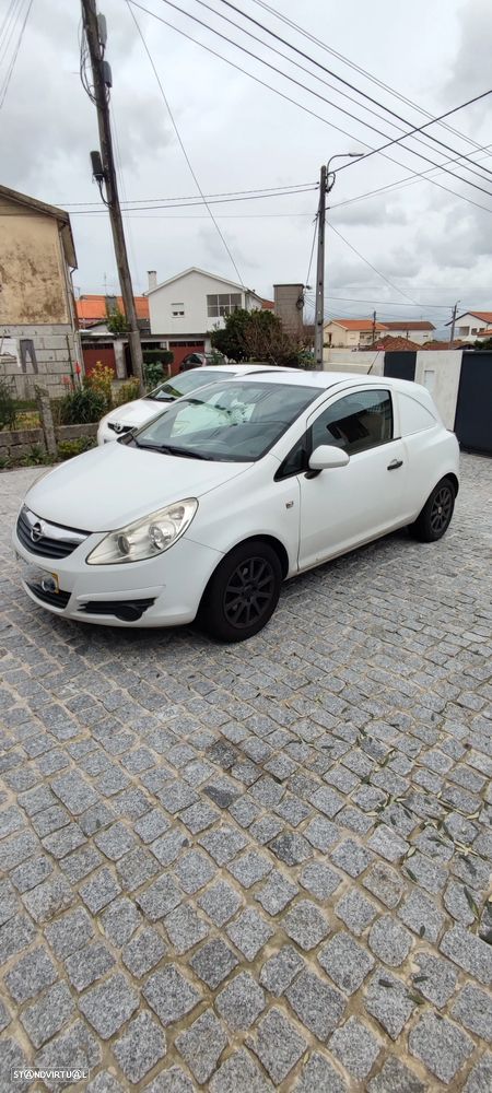 Opel Corsa 1.3 CDTI DPF EcoFLEX Active - 2