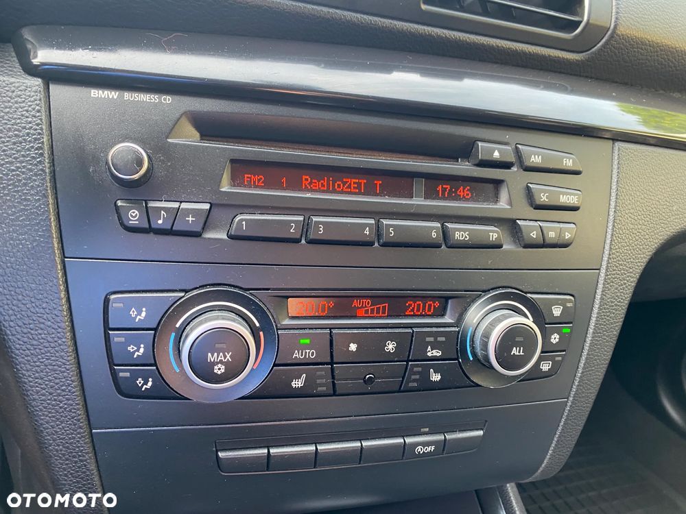 BMW Seria 1 116i - 17