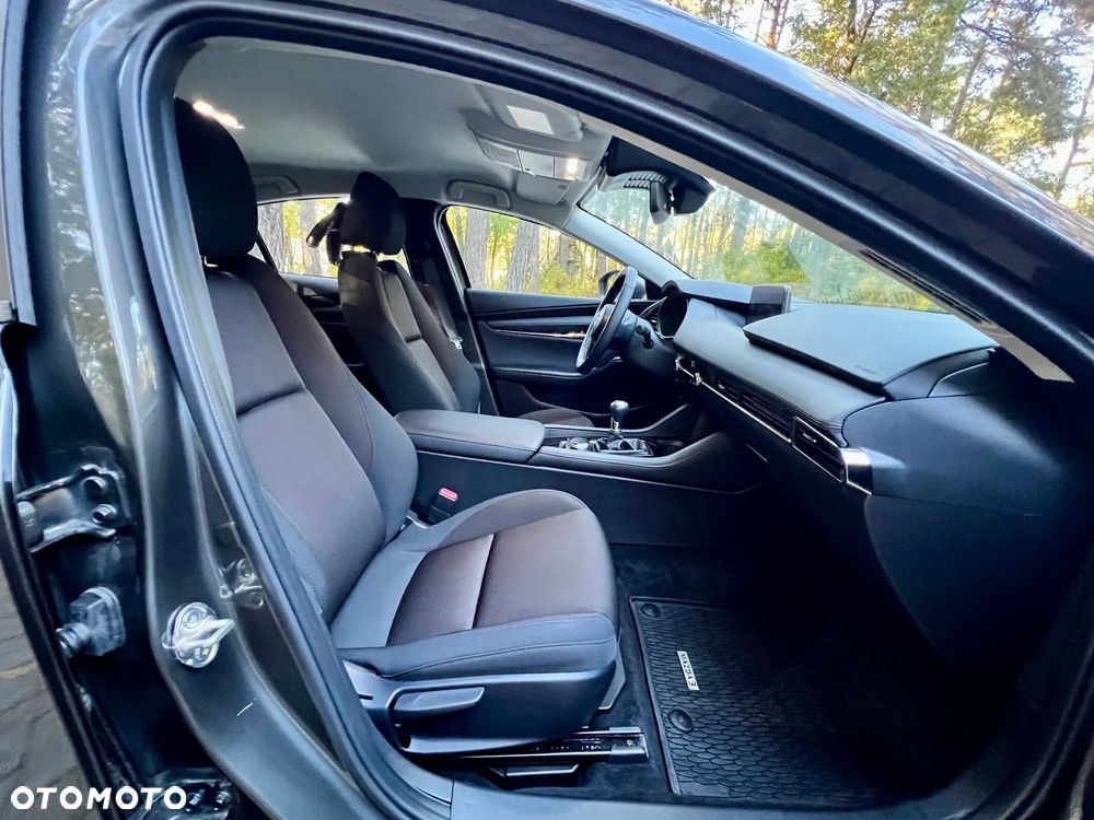 Mazda 3 - 19