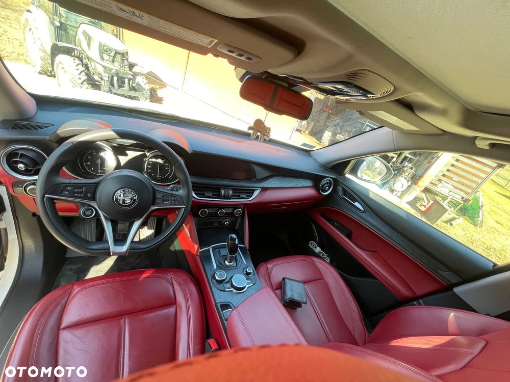 Alfa Romeo Stelvio 2.0 Turbo 16V AT8-Q4 Sprint - 38