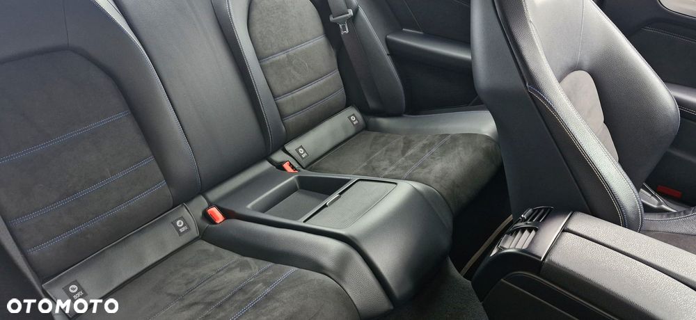 Mercedes-Benz Klasa C - 23