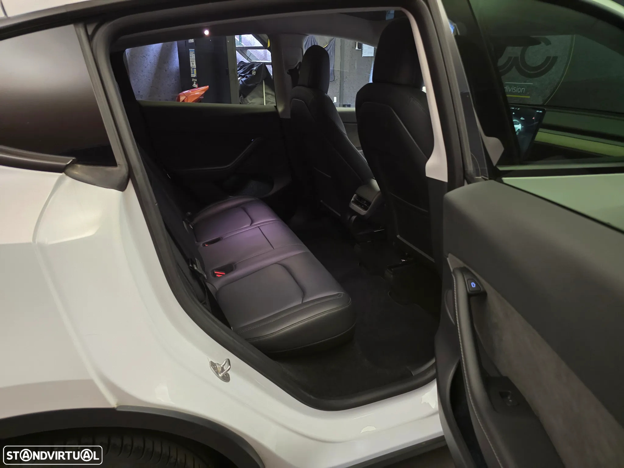 Tesla Model Y Long Range Tração Integral - 8