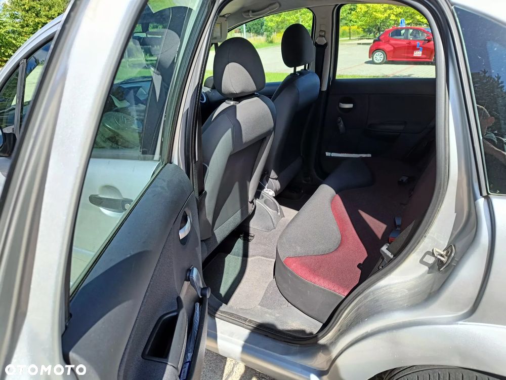 Citroën C3 1.4 HDi Furio - 4