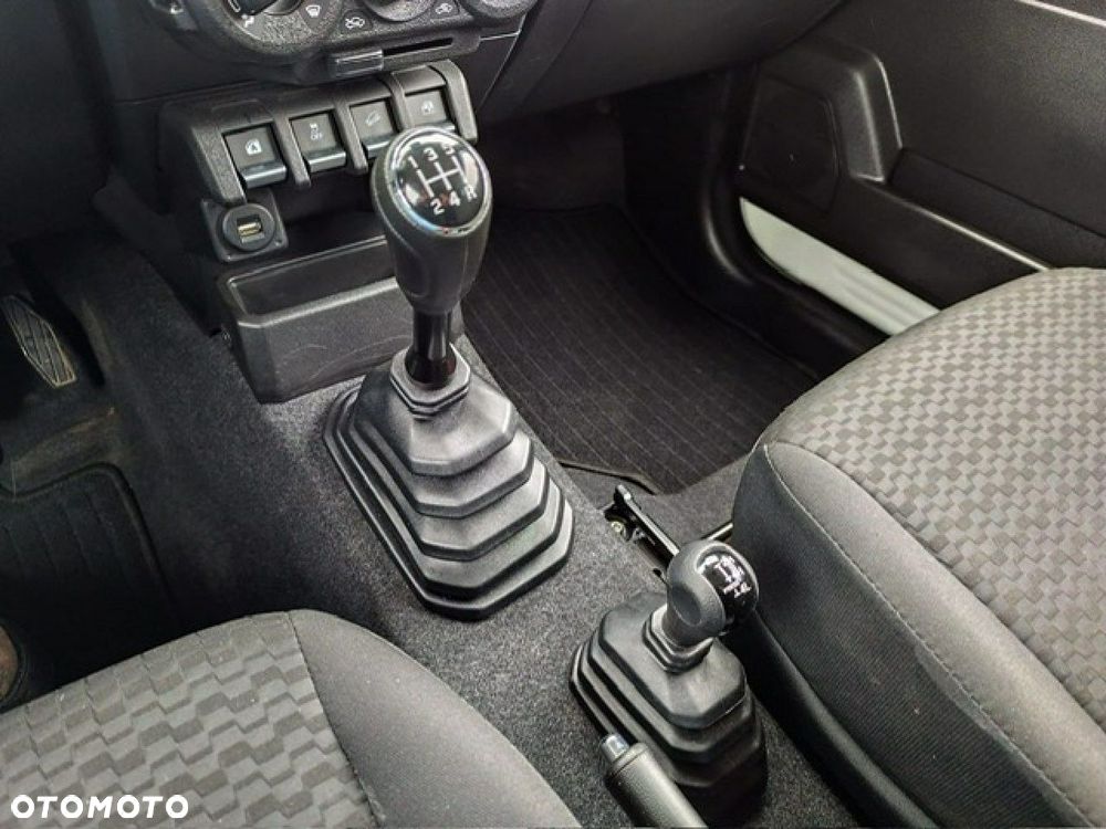 Suzuki Jimny 1.5 Pro - 11