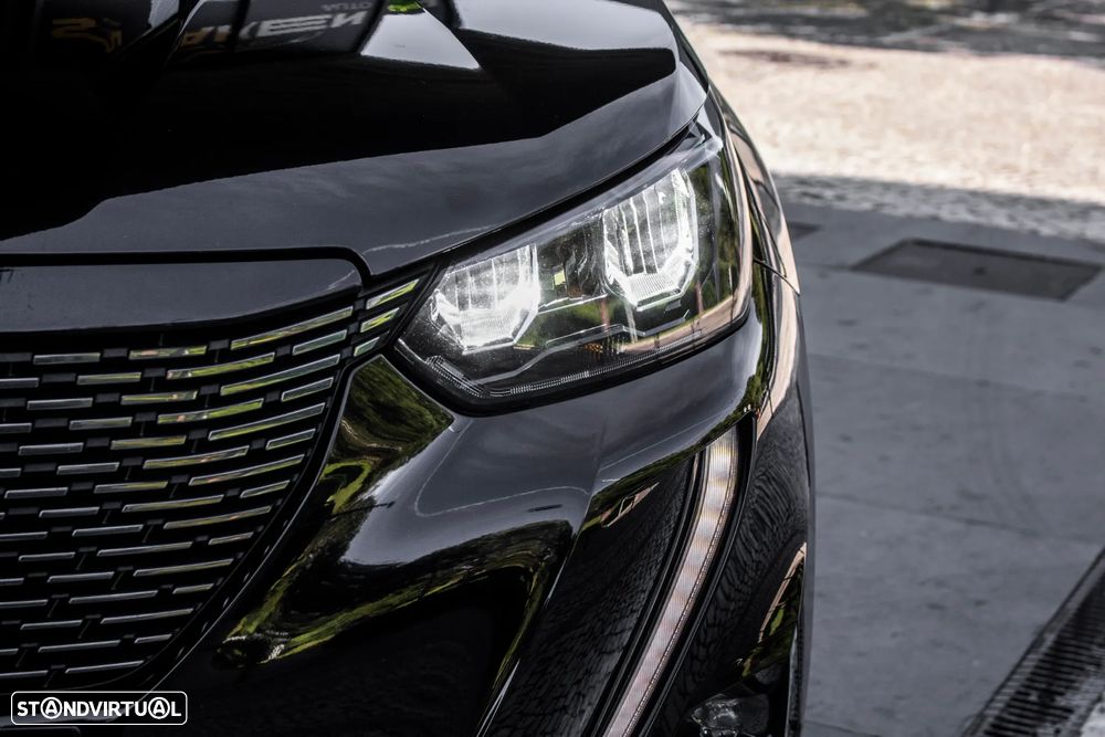 Peugeot 2008 1.5 BlueHDi Allure EAT8 - 8