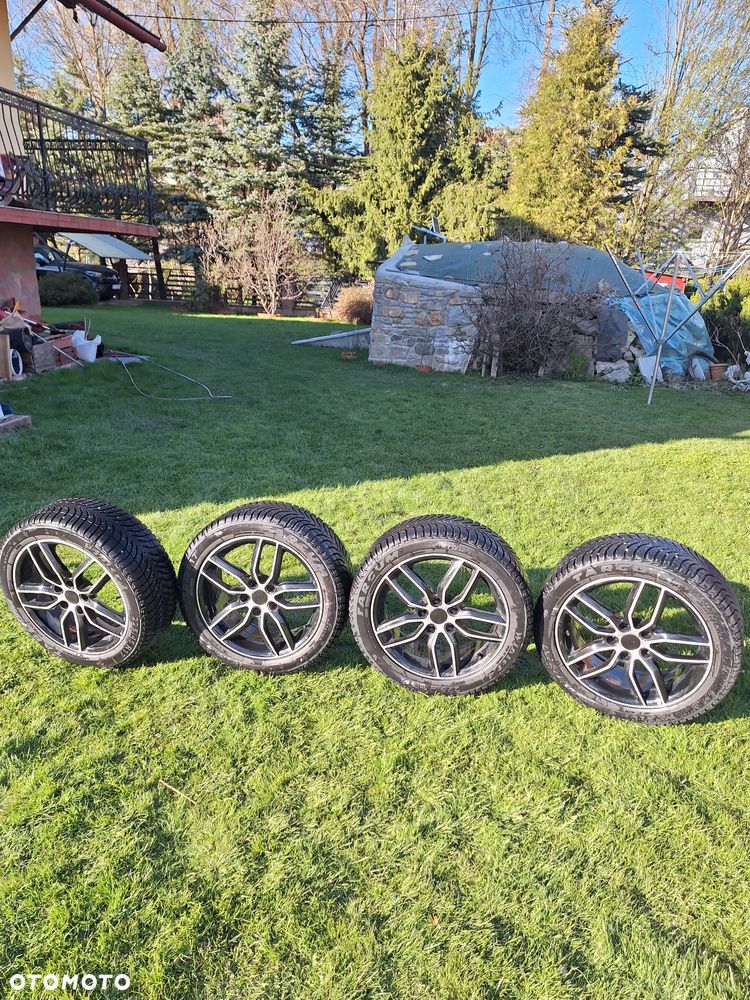 Hyundai Veloster 1.6 GDI Comfort - 13