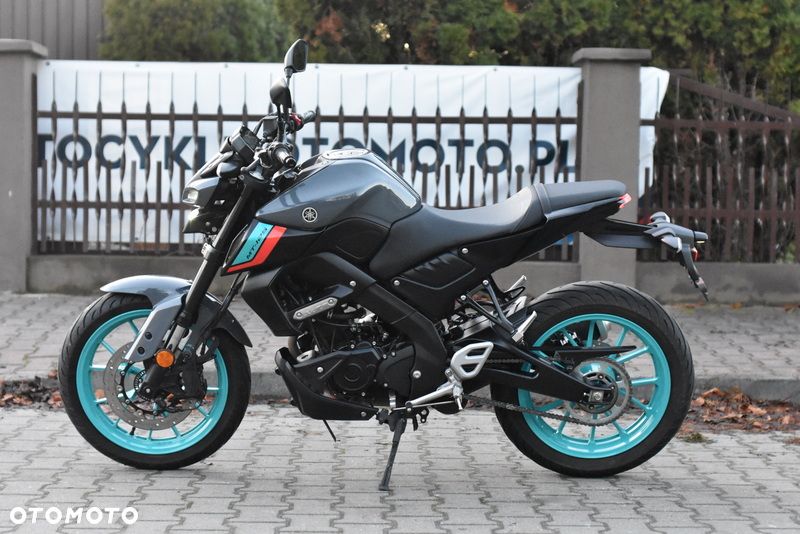 Yamaha MT - 22