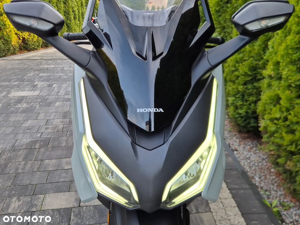Honda NSS - 18