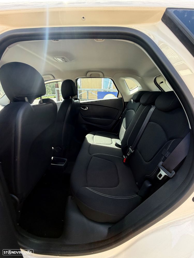 Renault Captur 1.5 dCi Red Edition - 20