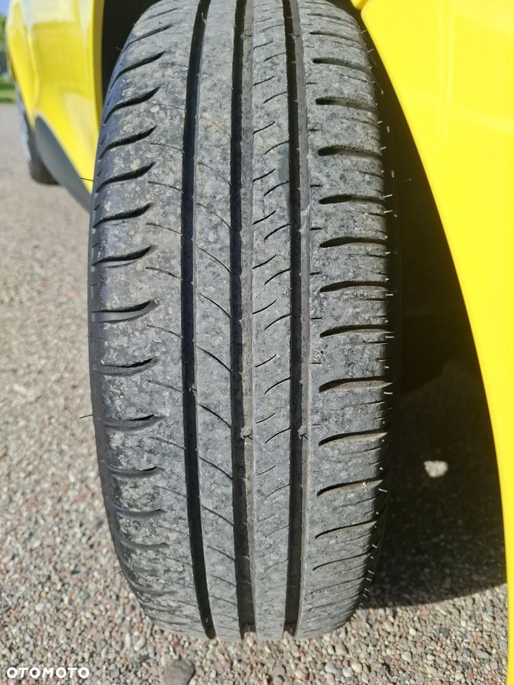 Renault Clio - 18