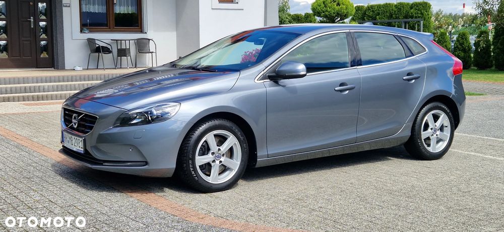 Volvo V40 - 8