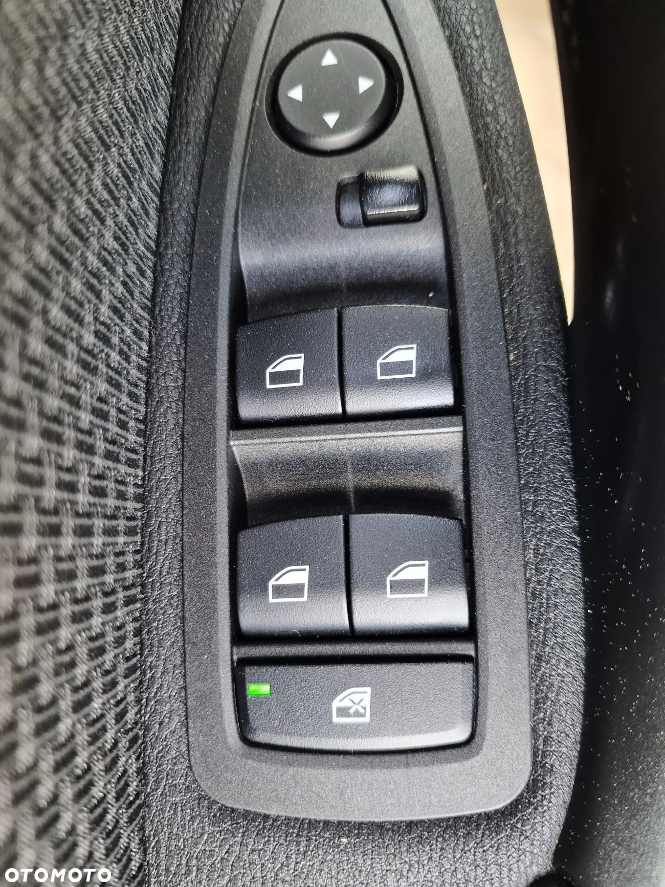 BMW X2 sDrive18d Advantage Plus - 36
