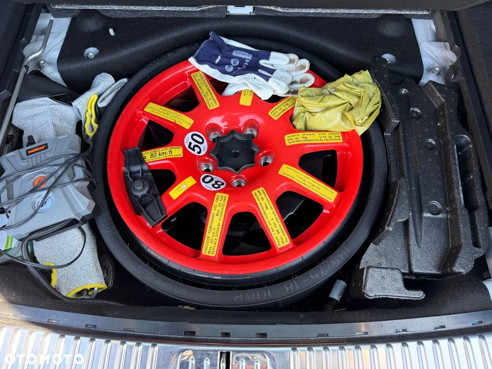 Porsche Cayenne Platinum Edition - 13