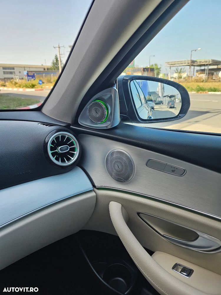 Mercedes-Benz E - 26