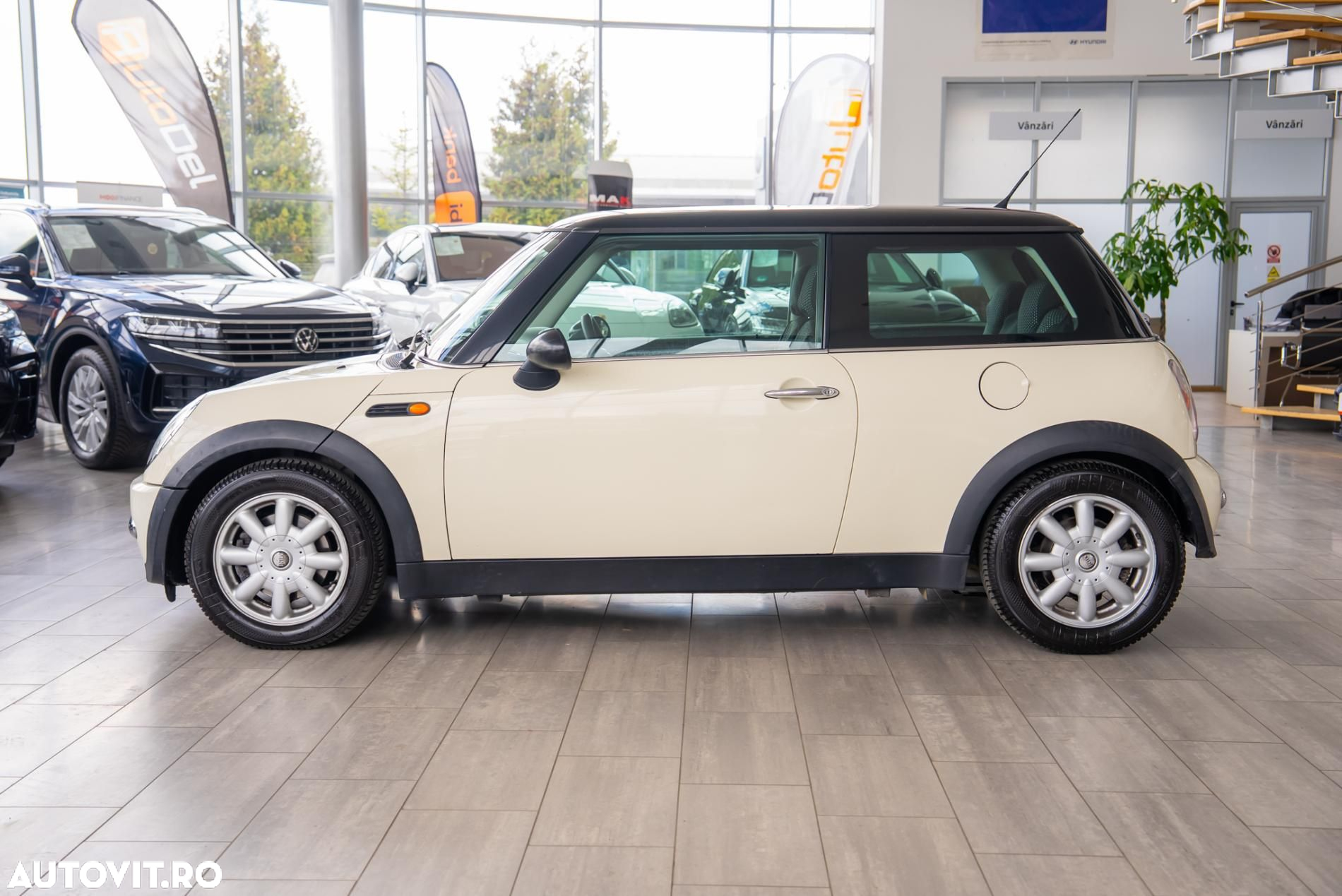Mini Cooper Standard - 10