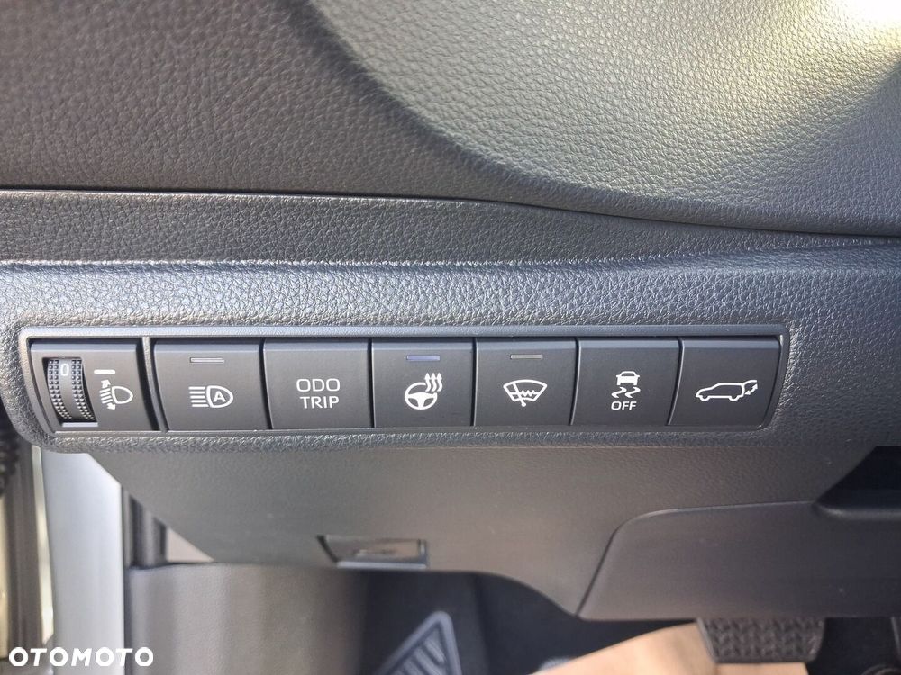 Toyota Corolla 1.8 Hybrid Style - 12