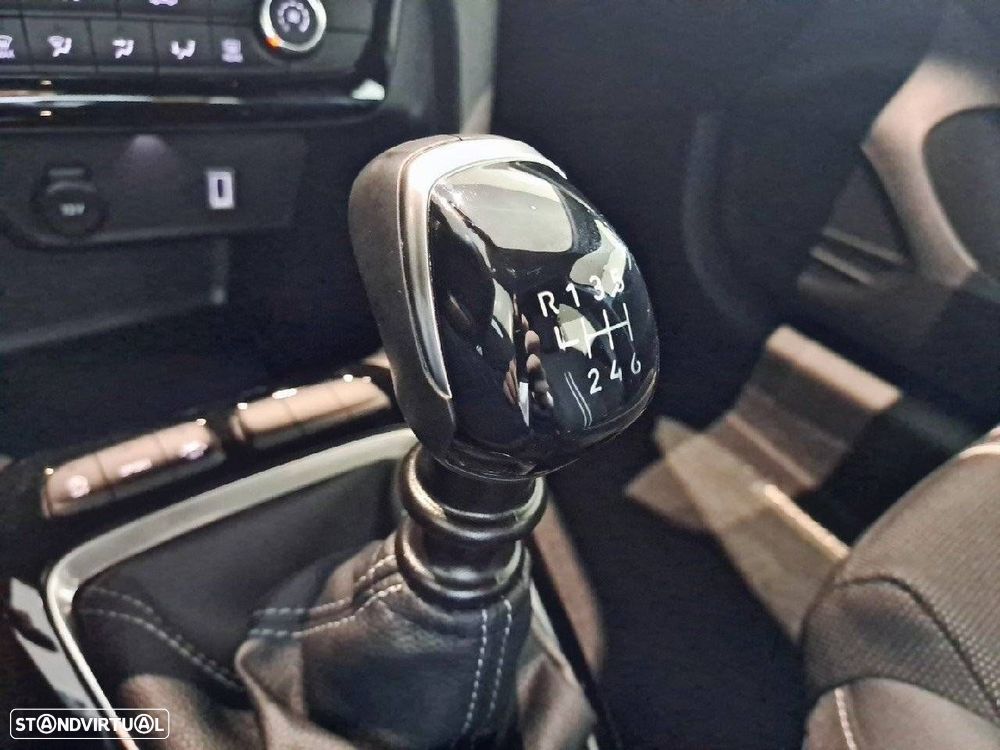 Opel Corsa 1.2 T GS - 23