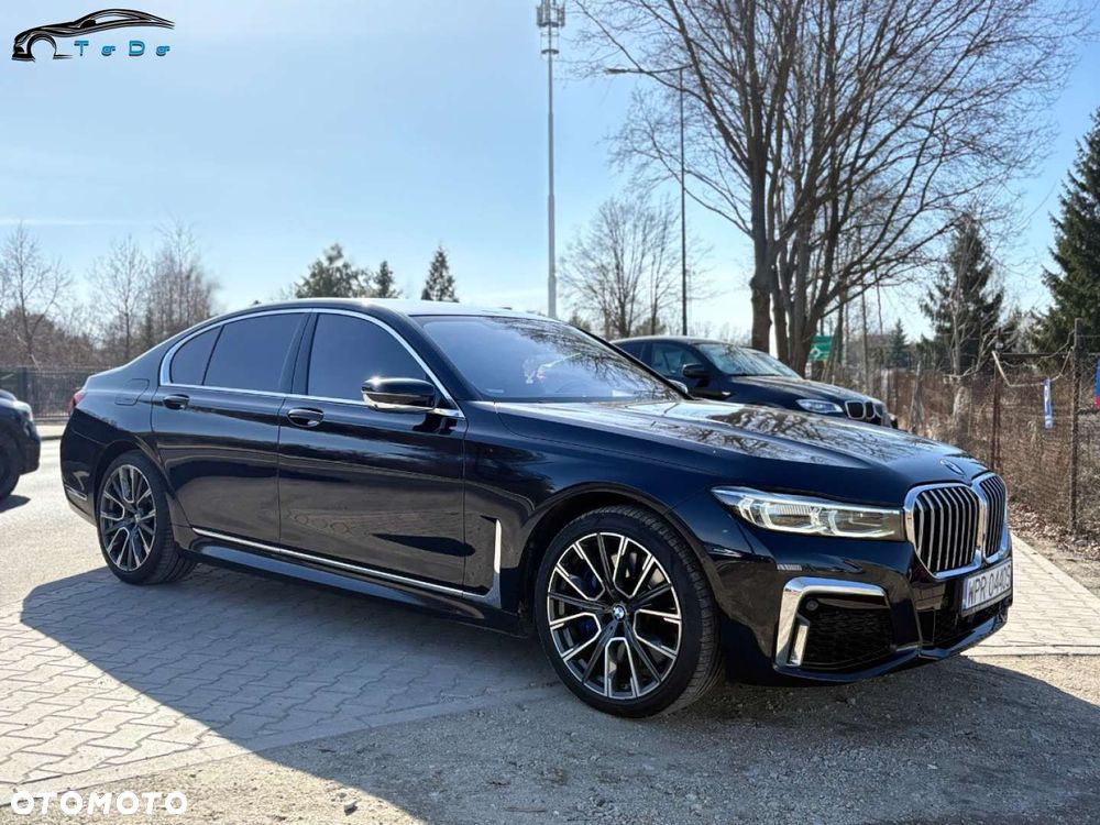 BMW Seria 7 750i xDrive sport - 6