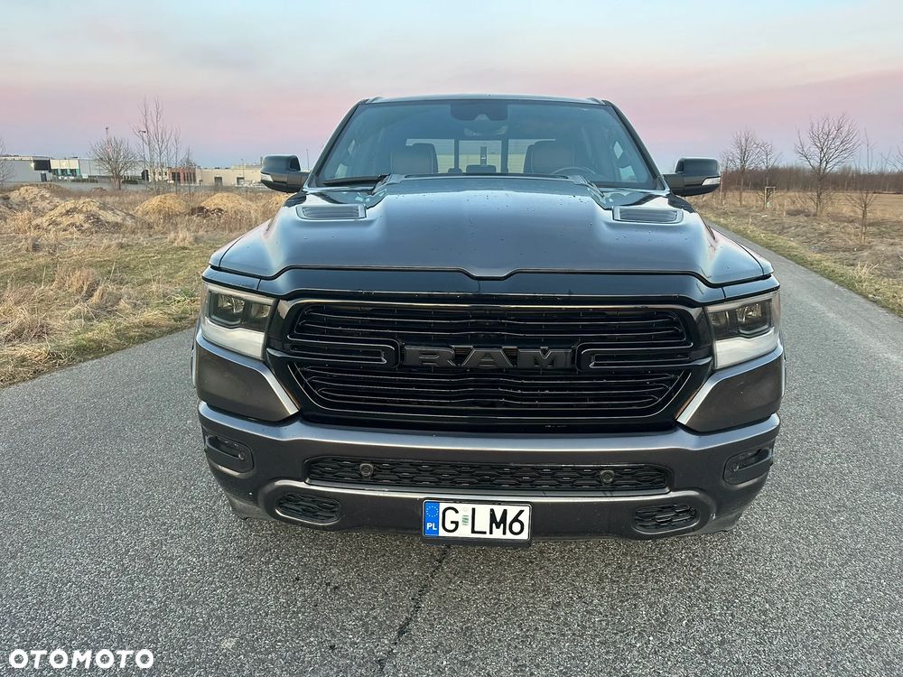 RAM 1500 5.7 Crew Cab Shortbed Laramie Sport - 2